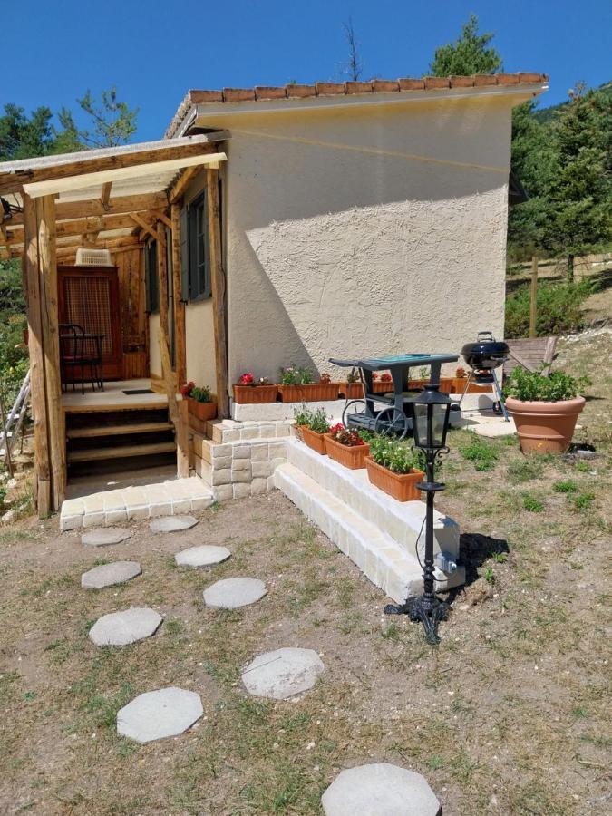 Petit Studio Dans La Prairie Saint-Auban  Exterior foto